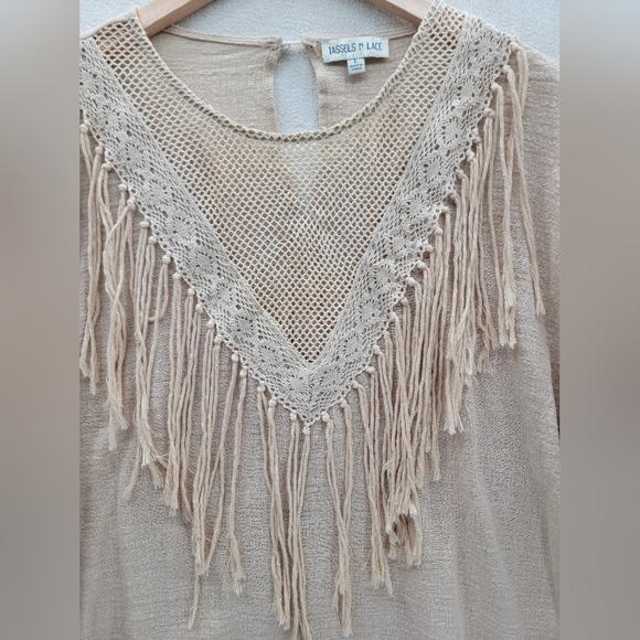 Tassels & Lace Linen Blend Boho Fringe Beige Top Size-L - Picture 2 of 7